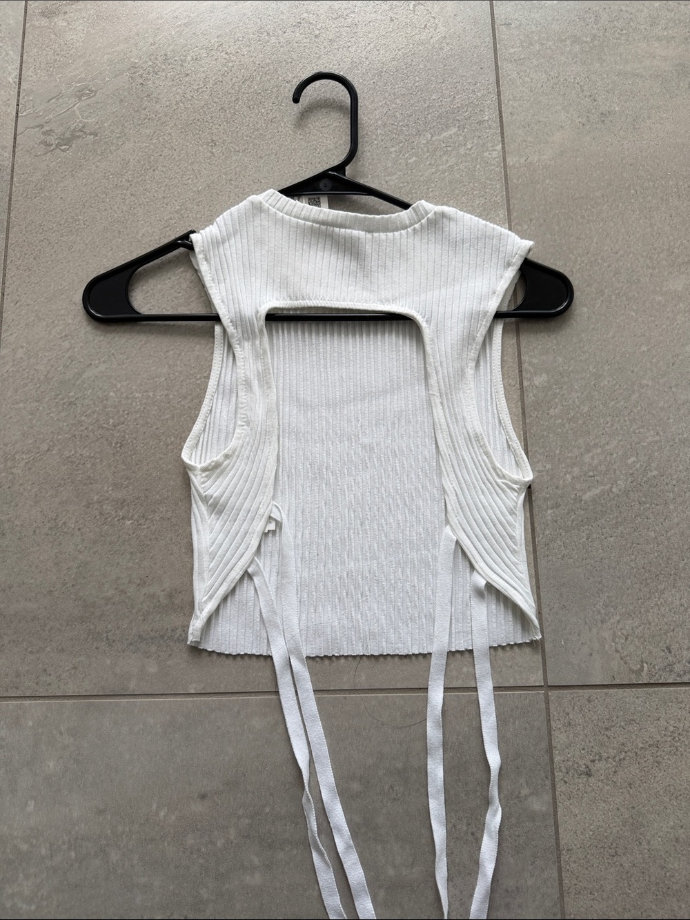 Zara Ribbed Crop tank - Picture 3 of 3